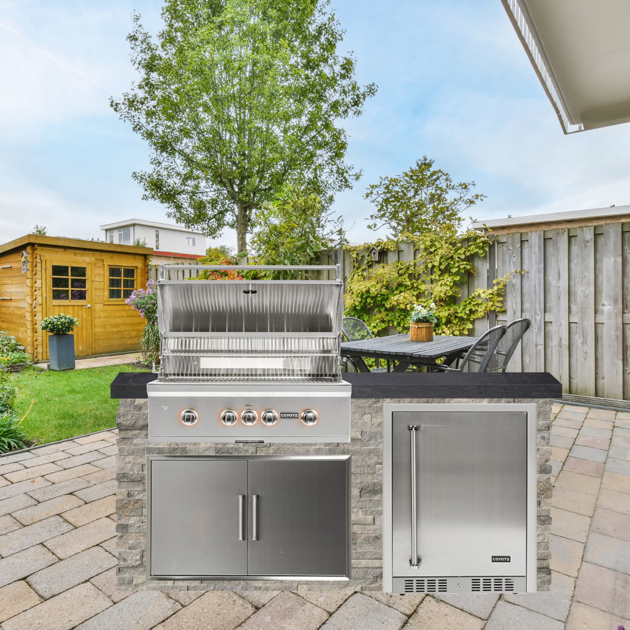 Coyote 72" Luxury Finished Outdoor Kitchen PKG 3G