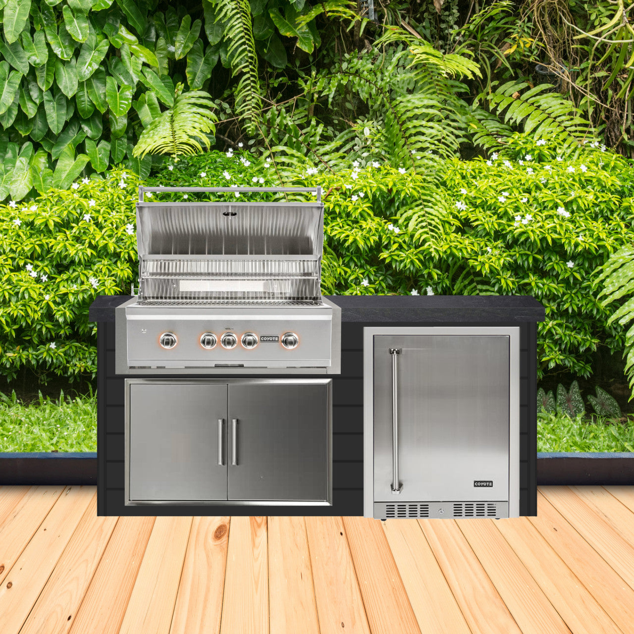 Coyote 72" Luxury Finished Outdoor Kitchen PKG 3G