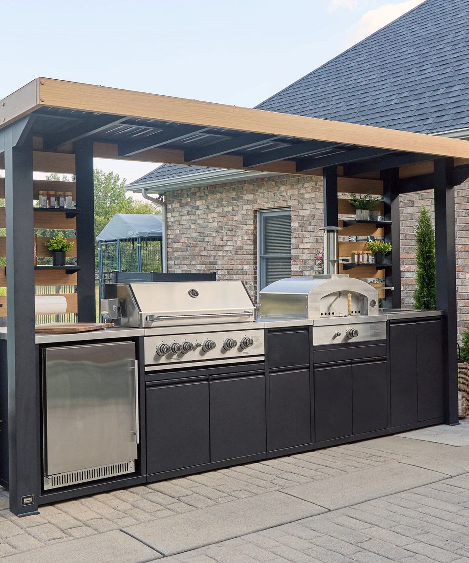 Outdoor Kitchen & Pergola Combo 3